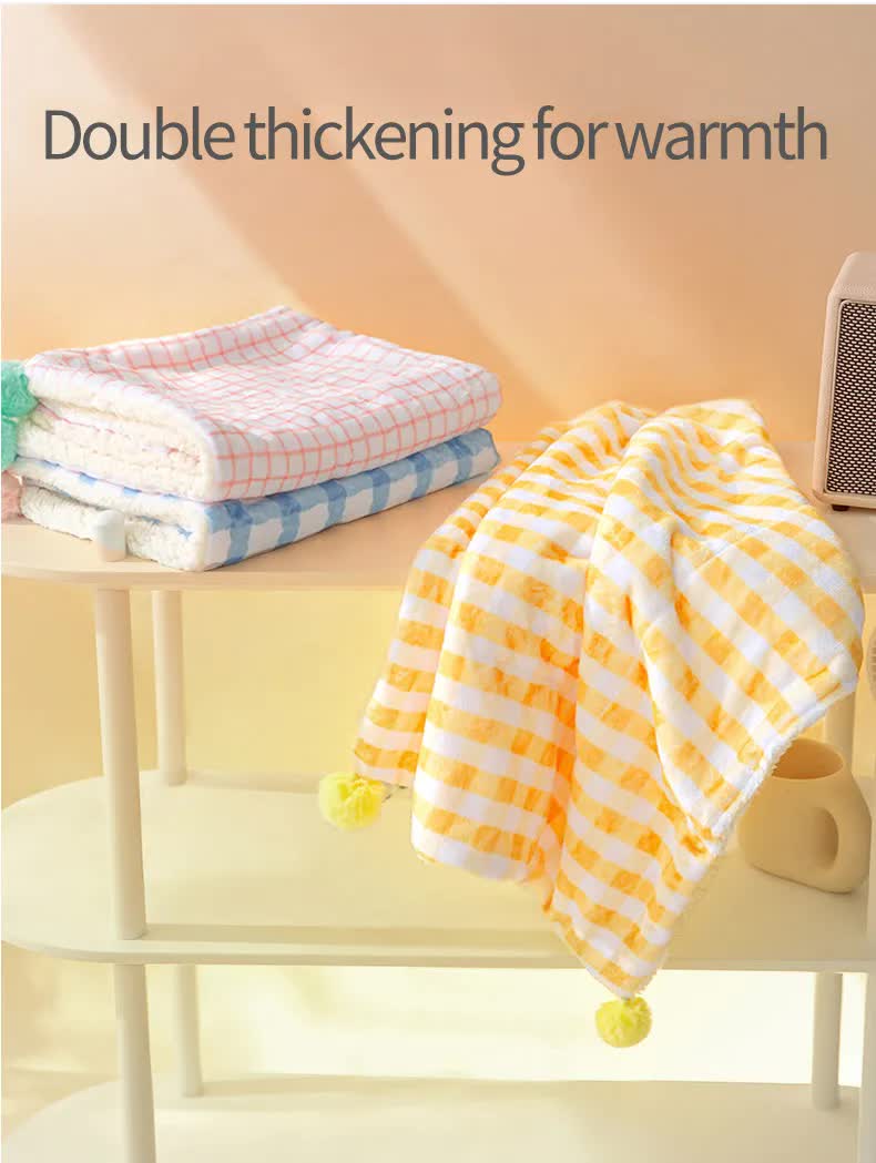 Multi-Use Pet Blanket - Soft Cushion, Blanket, Pillow, Cats, Small Dogs