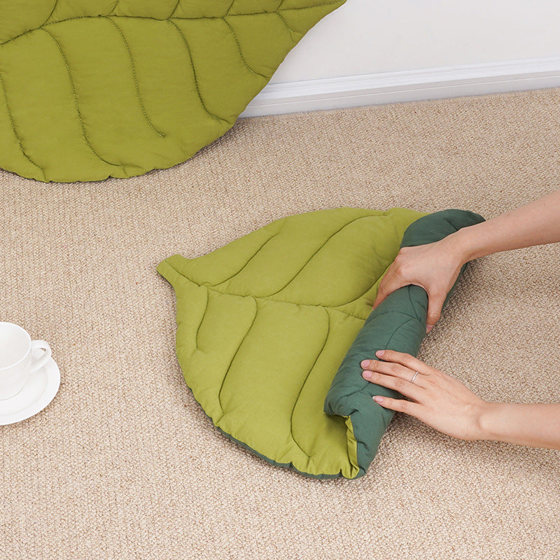1 Pcs Green Leaf-Shaped Pet Sleeping Mat - Durable, Cat and Dog