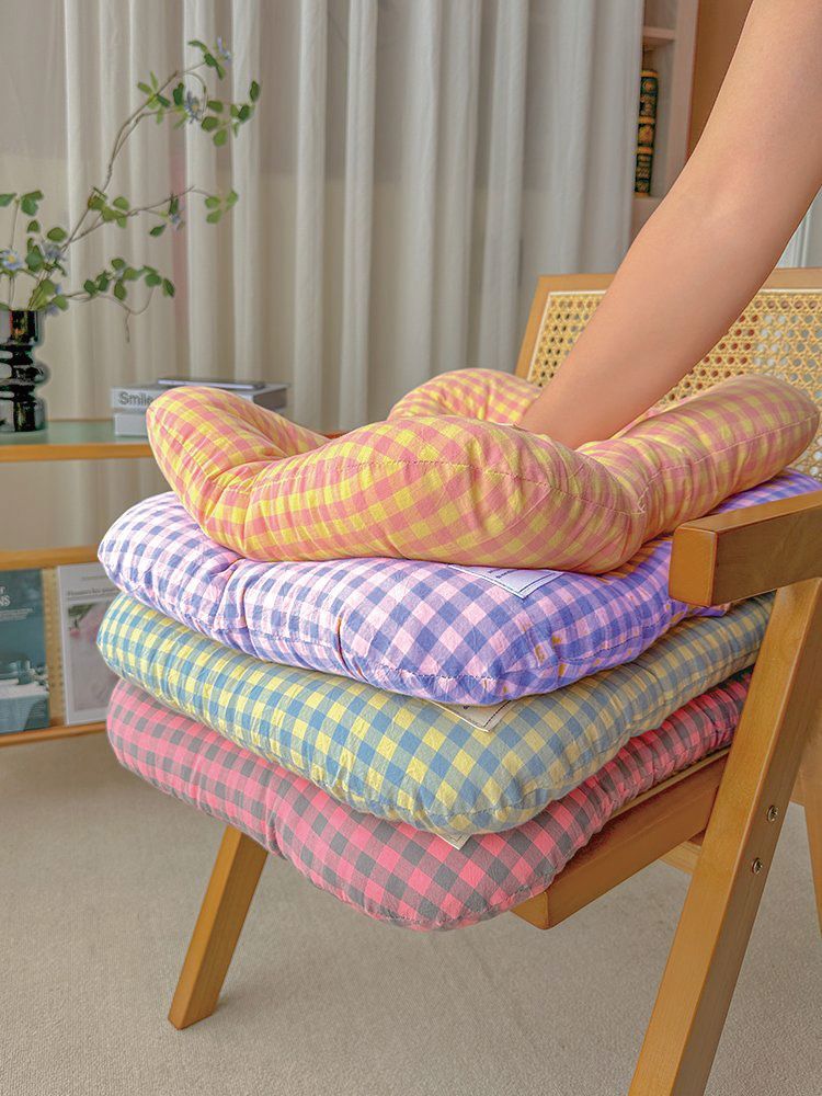 S Yellow-blue All-Season Pet Bed - Soft, Washable with Comfortable Cushion